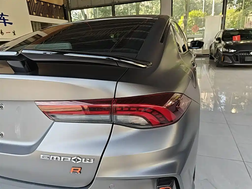 GAC Trumpchi Trumpchi Emkoo 2022 270T DCT J16 R-style Track Edition фото 8