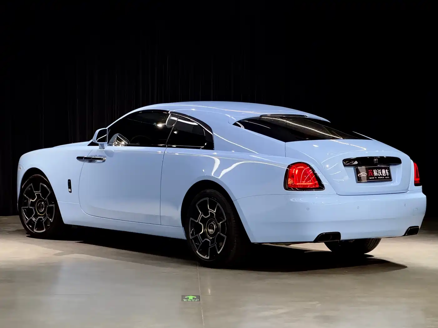 Rolls-Royce Wraith 2018 6.6T Black Badge фото 6