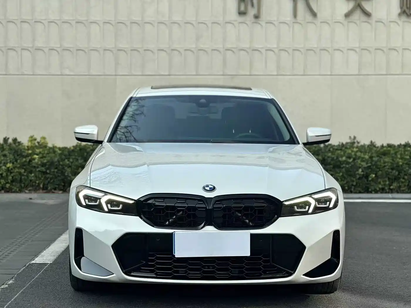 BMW 3 Series 2023 325Li M Sport Package фото 4