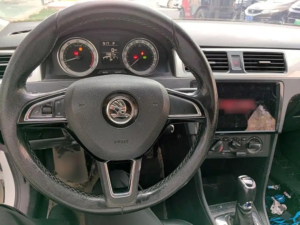 صورة 10 - Škoda Rapid
