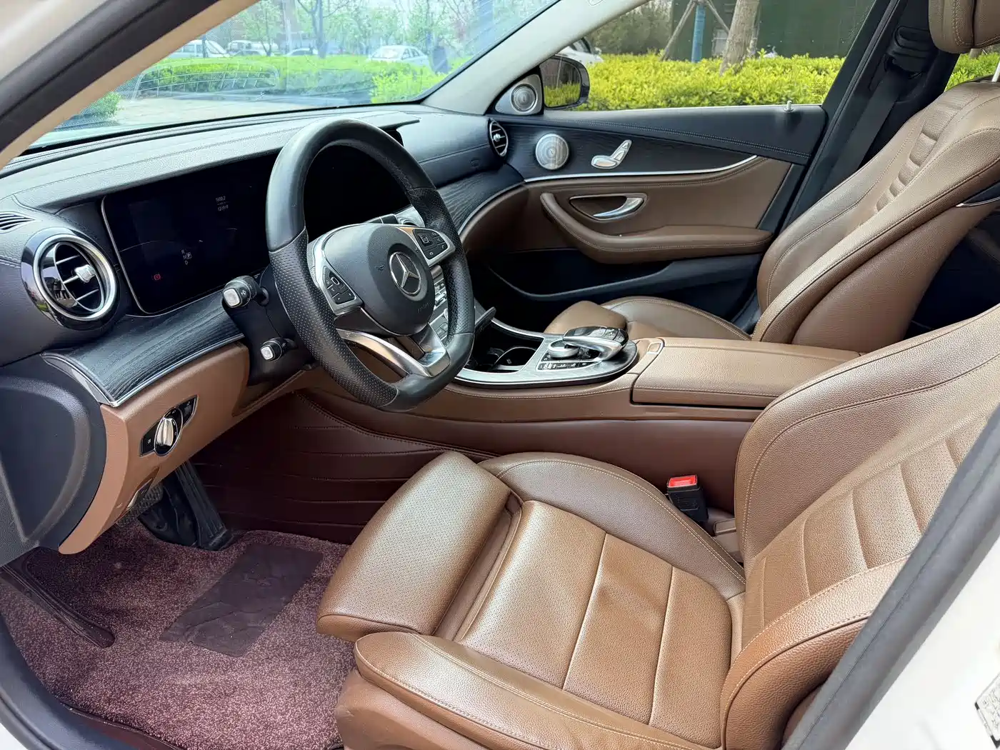 Mercedes-Benz E-Class 2019 E 200 L Sport фото 9