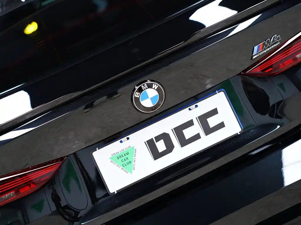 BMW M4