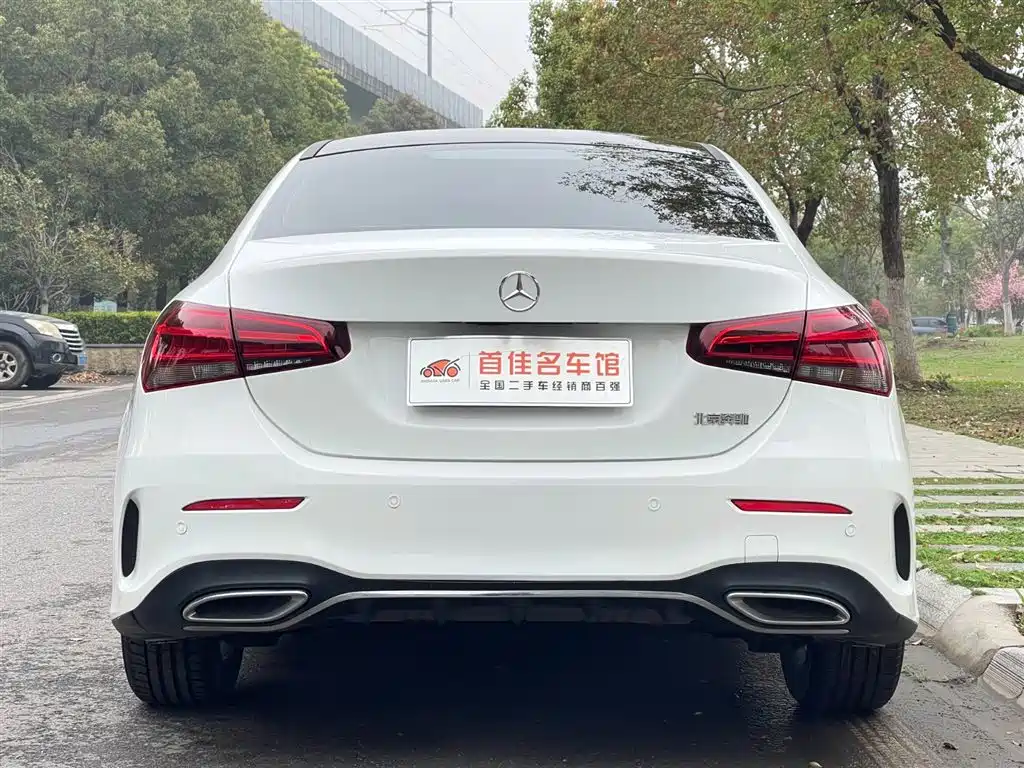 Mercedes-Benz A-Class 2022 Facelift A 180 L Sport Sedan фото 4