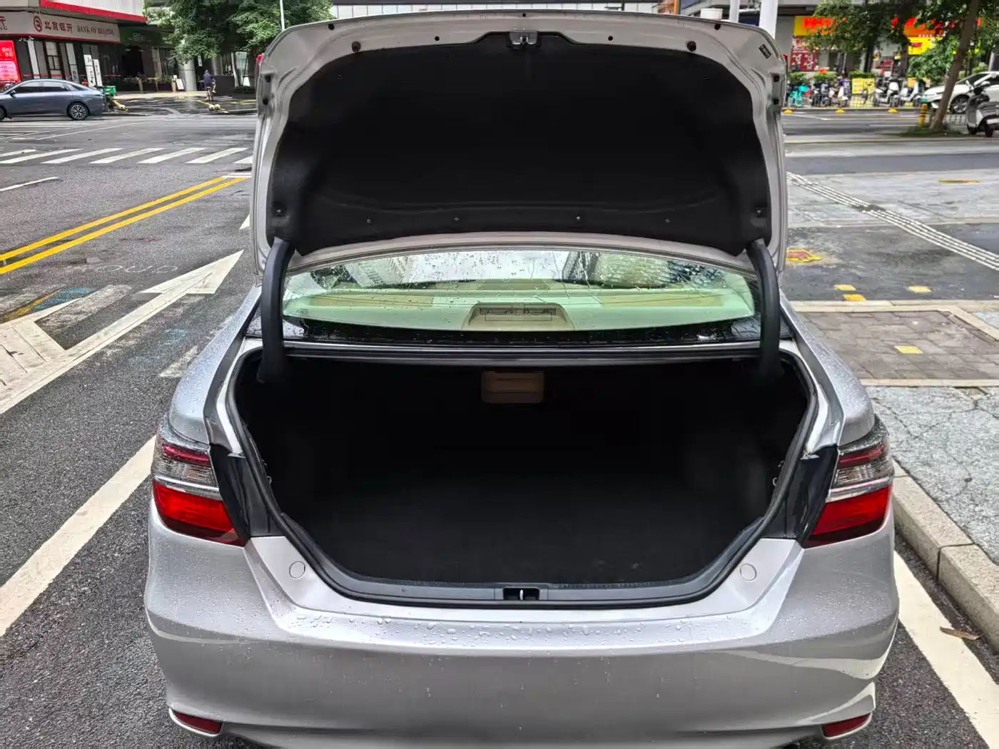 Toyota Camry 2015 2015 2.0G Leading Edition