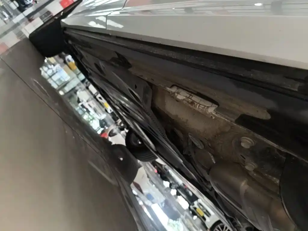 Фото 22 - Audi Q2L