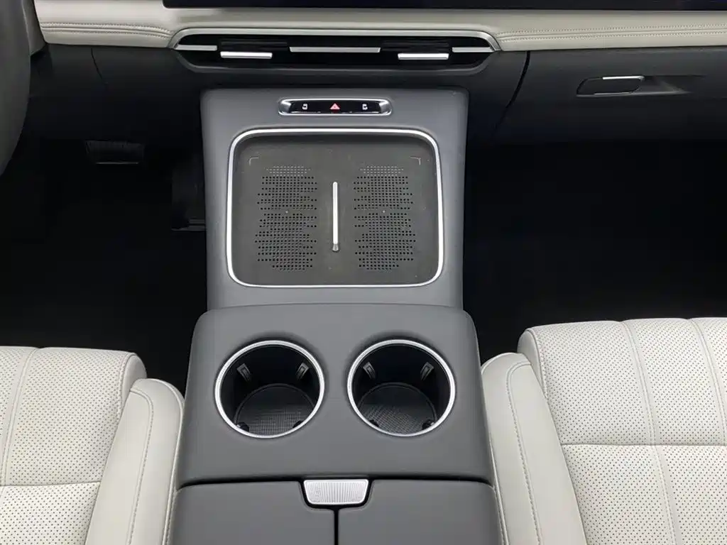 Voyah Auto Voyah Dreamer 2025 PHEV AWD Flagship Kunpeng Edition фото 26
