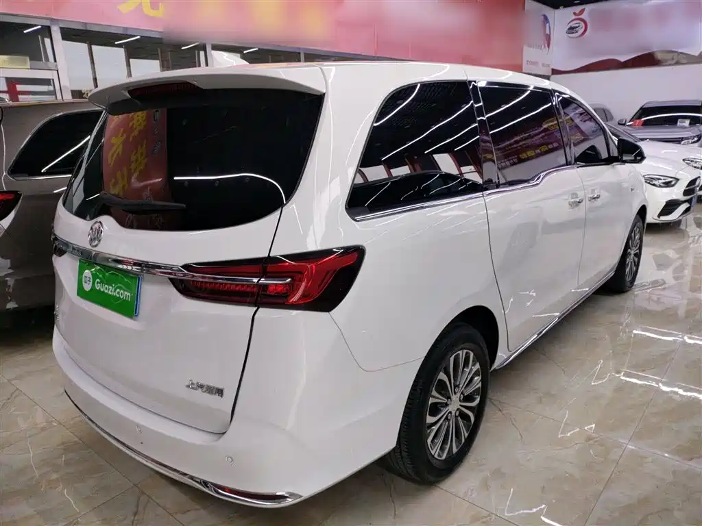 BUICK GL8