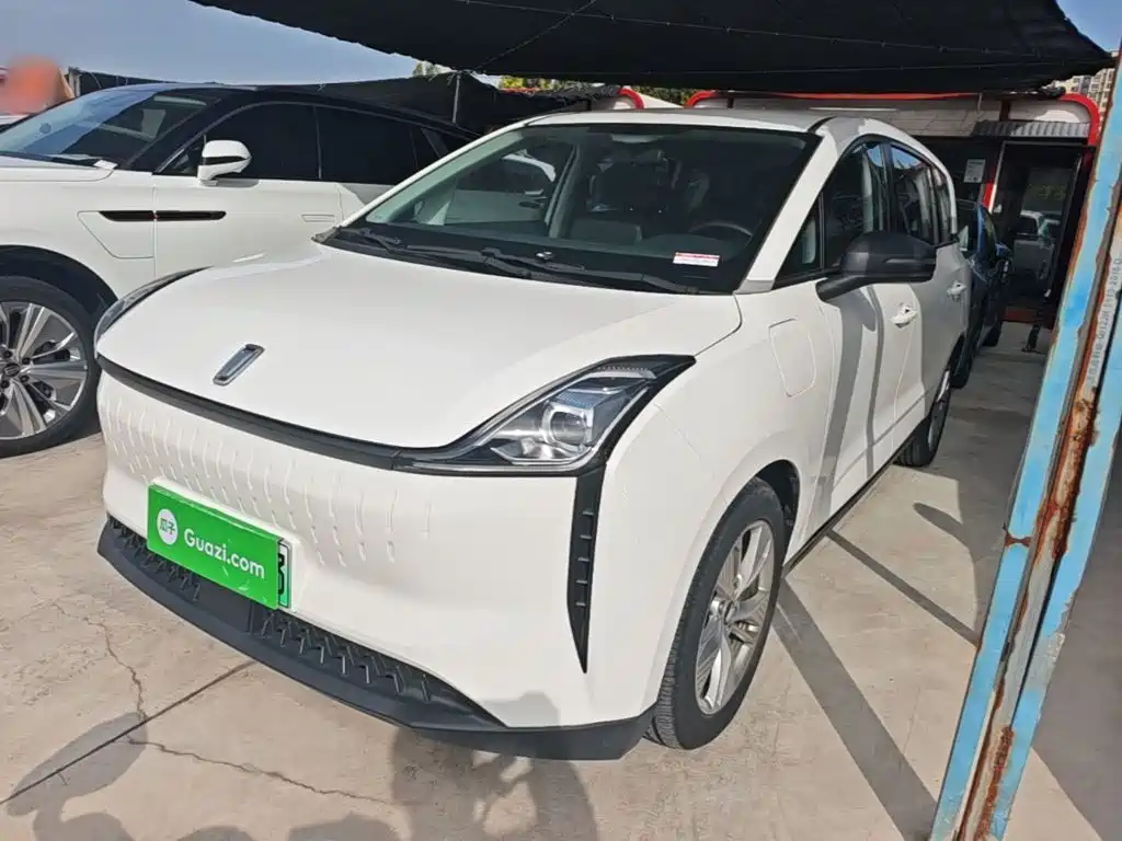 Besturn Bestune NAT 2023 — пригон из Китая