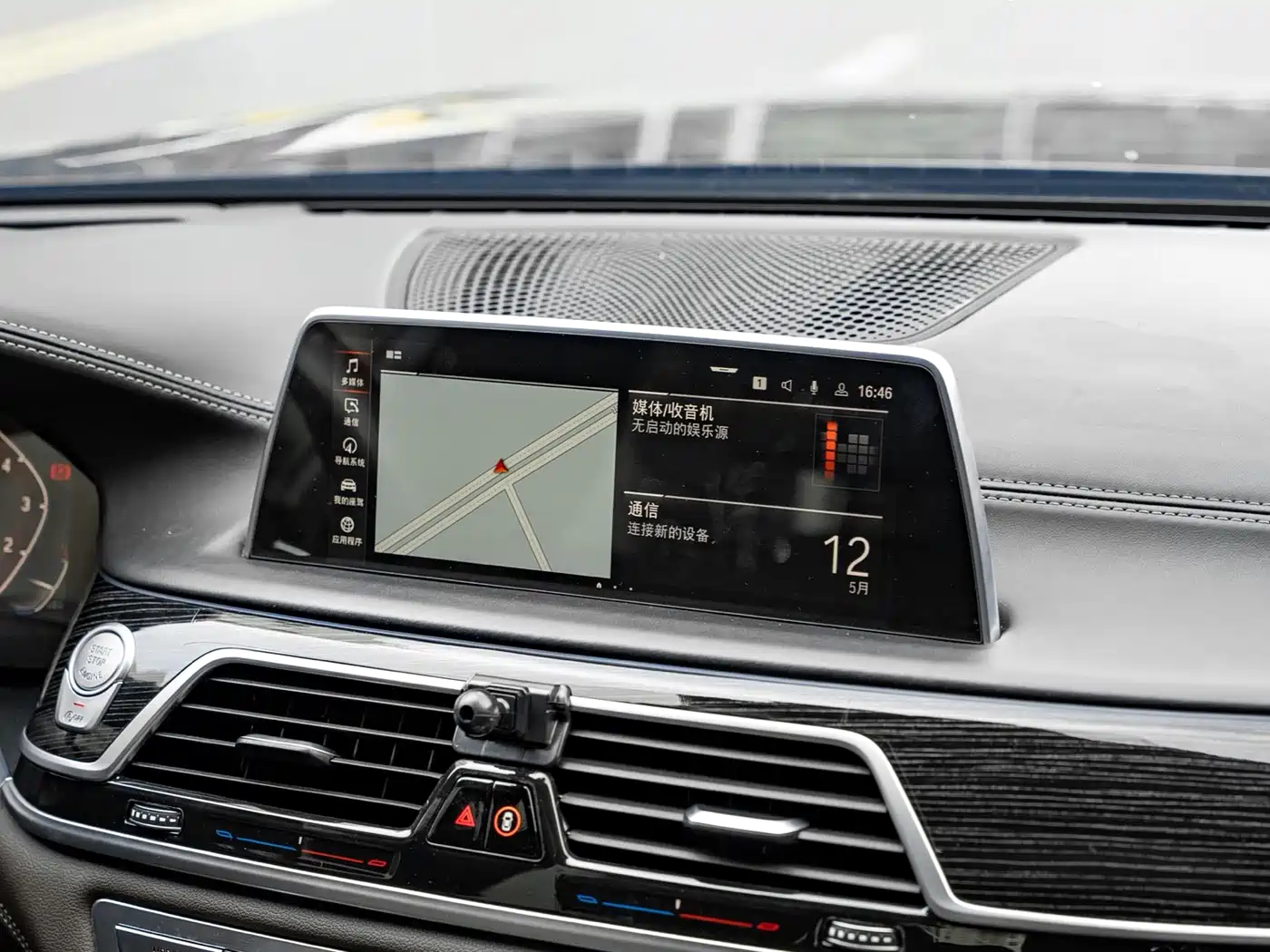 BMW 7 Series 2019 740Li Exclusive M Sport Package фото 11