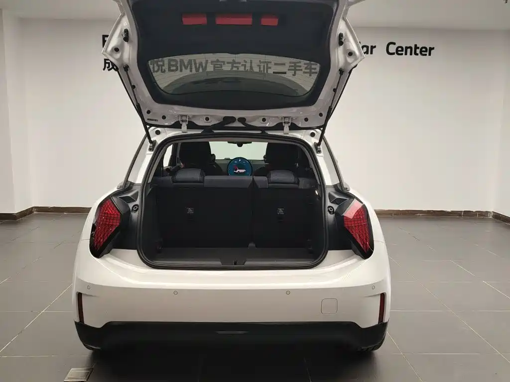 MINI Electric MINI COOPER 2025 2025 Model 456km COOPER E Classic
