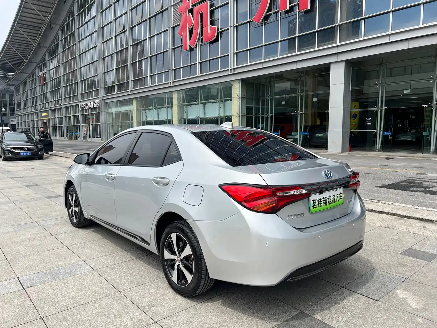 Toyota Levin 2019 Hybrid 1.8H E-CVT Tech Edition China VI фото 3