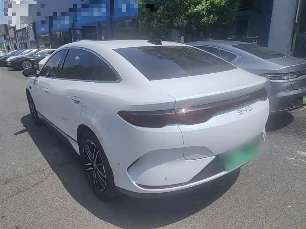 BYD Qin L 2025 Model EV 545KM Excellence Edition фото 5