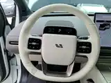 Фото 11 - Li Auto i6