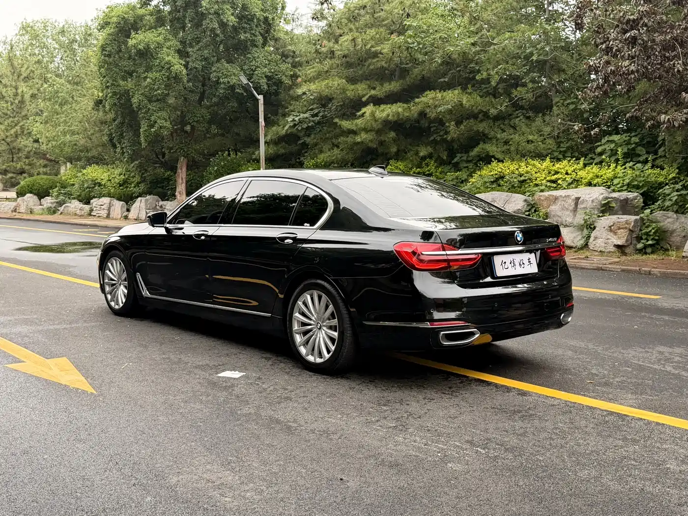 BMW 7 Series 2016 740Li Premium фото 7