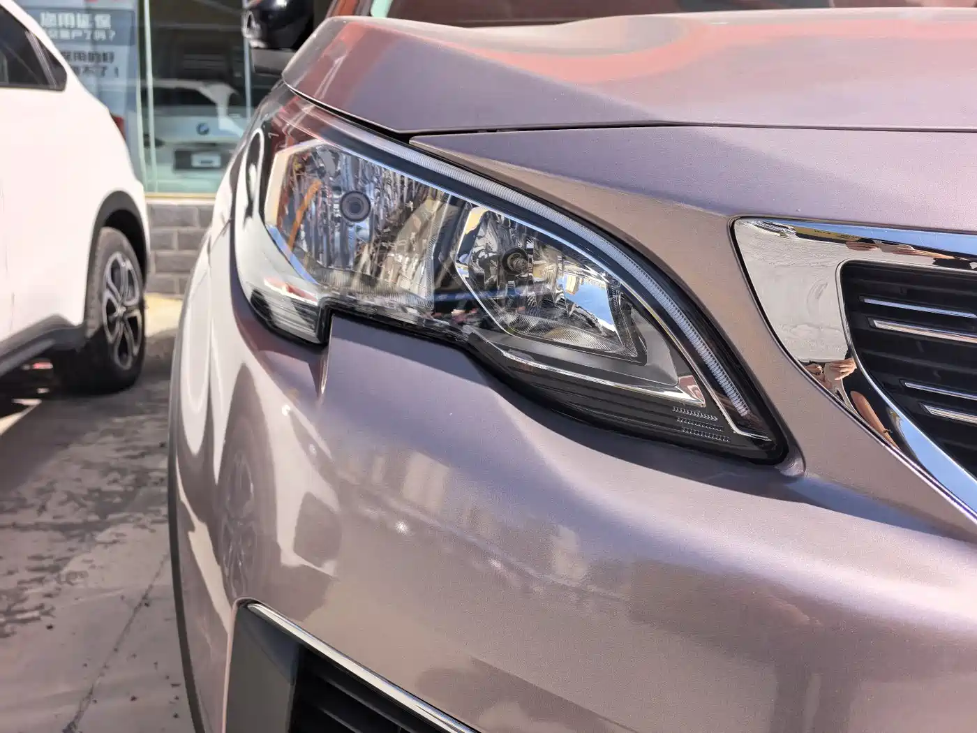 Peugeot 5008 2017 350THP 7-seat Elite Edition фото 14