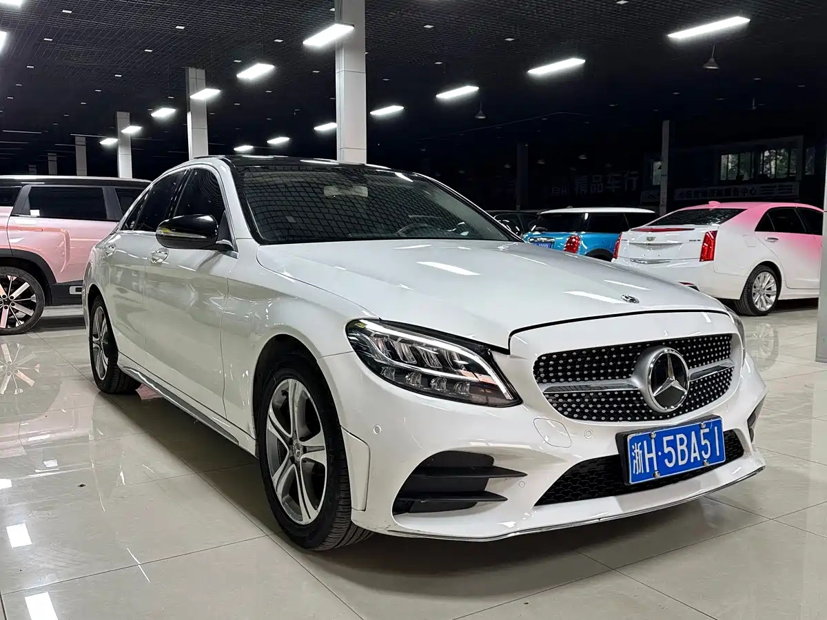 Mercedes-Benz C-Class 2019 Facelift C 260 L Sport фото 3