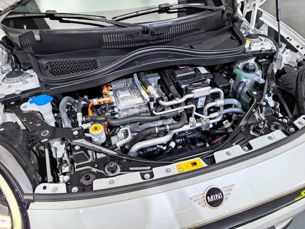 MINI Electric MINI COOPER 2025 2024 452km COOPER SE Artist