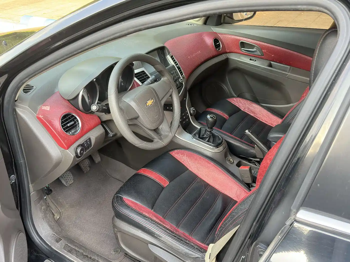 Chevrolet Cruze 2015 1.5L Classic SL MT фото 12