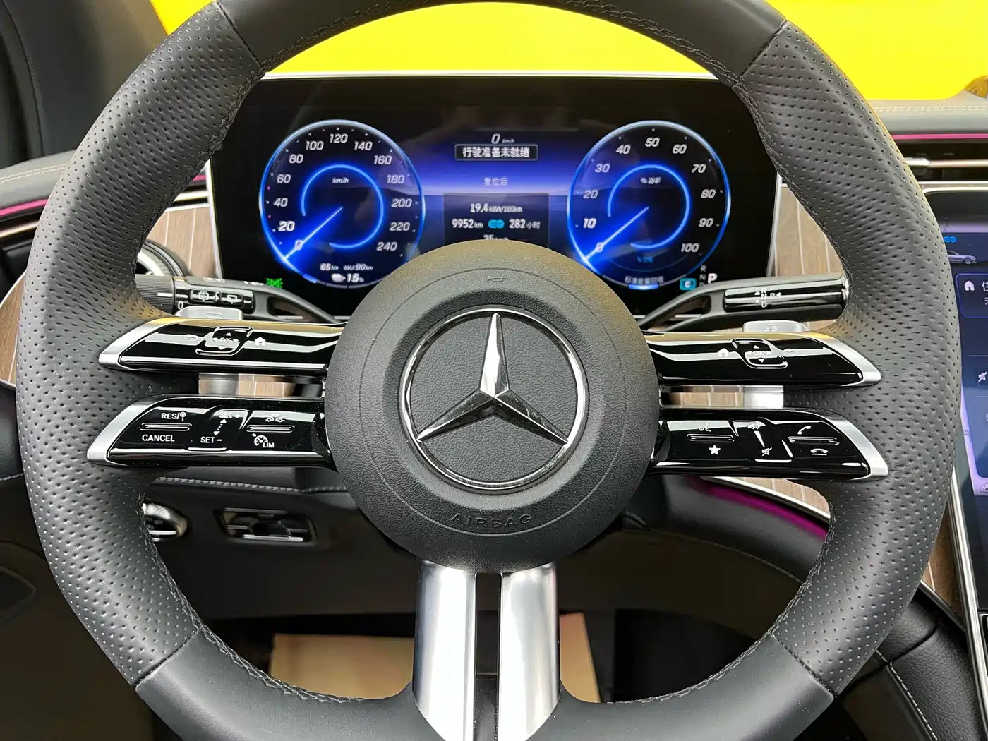 MERCEDES-BENZ EQE SUV