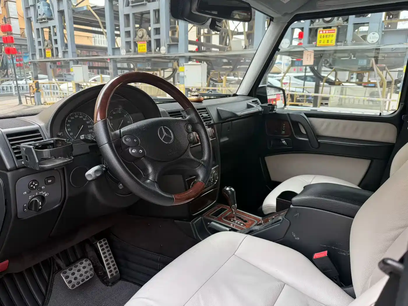 Mercedes-Benz G-Class 2010 G 500 фото 4