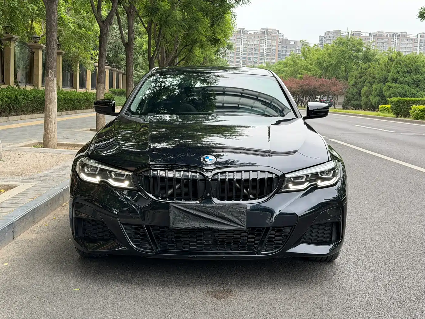 BMW 3 Series 2022 325Li M Sport Shadow Edition фото 2