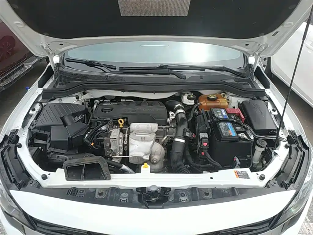 Chevrolet Monza 2019 RS 330T Auto Smooth Edition China VI фото 20