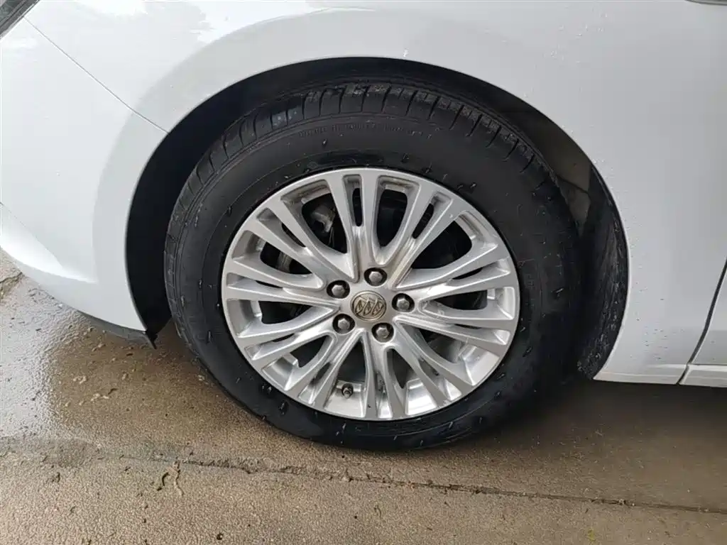 Buick Excelle 2016 15N Automatic Elite фото 23