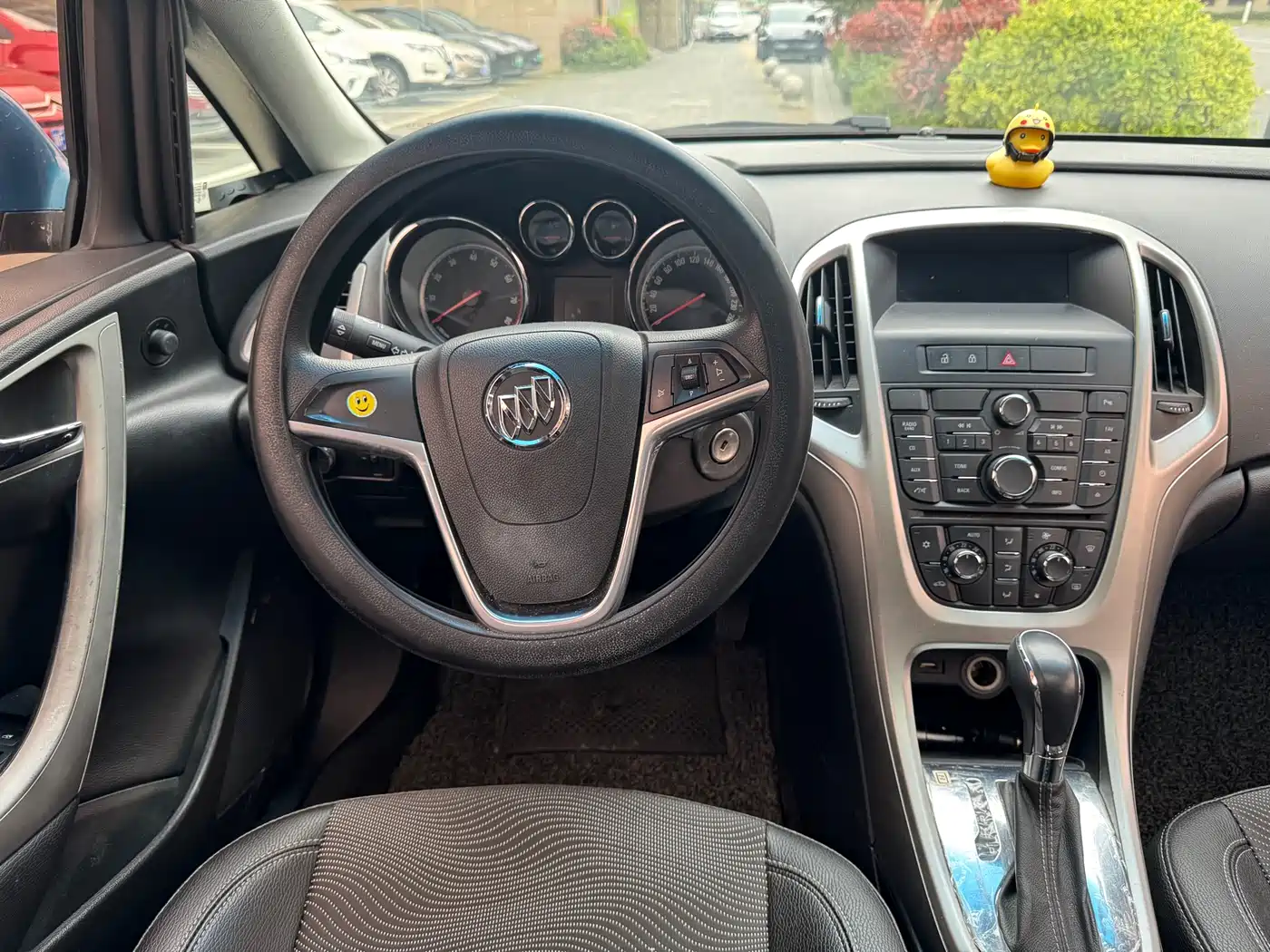 Buick Excelle 2014 XT 1.6L Automatic Fashion фото 13