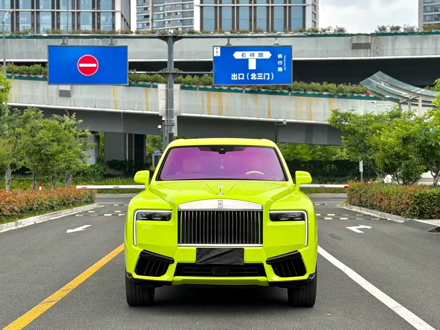 Rolls-Royce Cullinan 2024 5-Seater