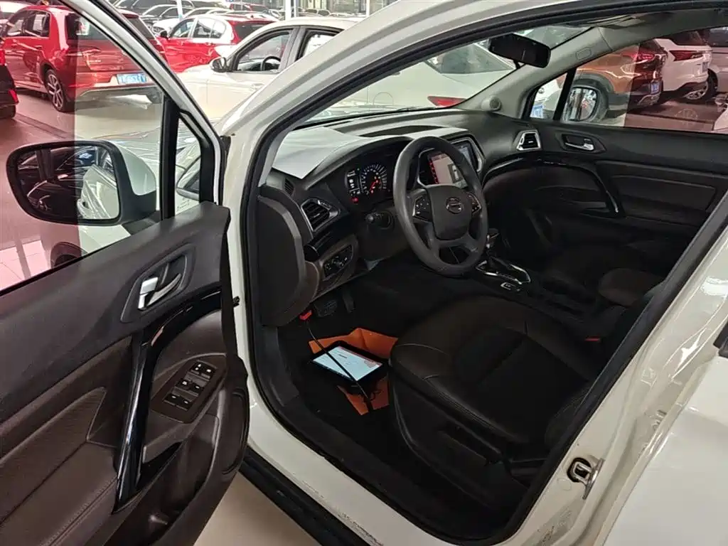 GAC Trumpchi Trumpchi GS4 2017 235T Automatic 2WD Elite фото 16