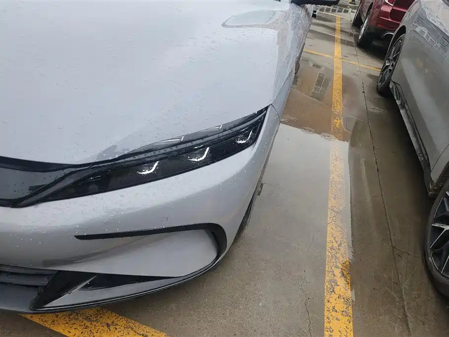 BYD Han 2025 DM-i Smart Driving Edition 125KM Honor фото 5
