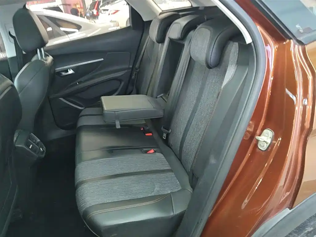 Peugeot 4008 2017 350THP Elite Edition фото 17