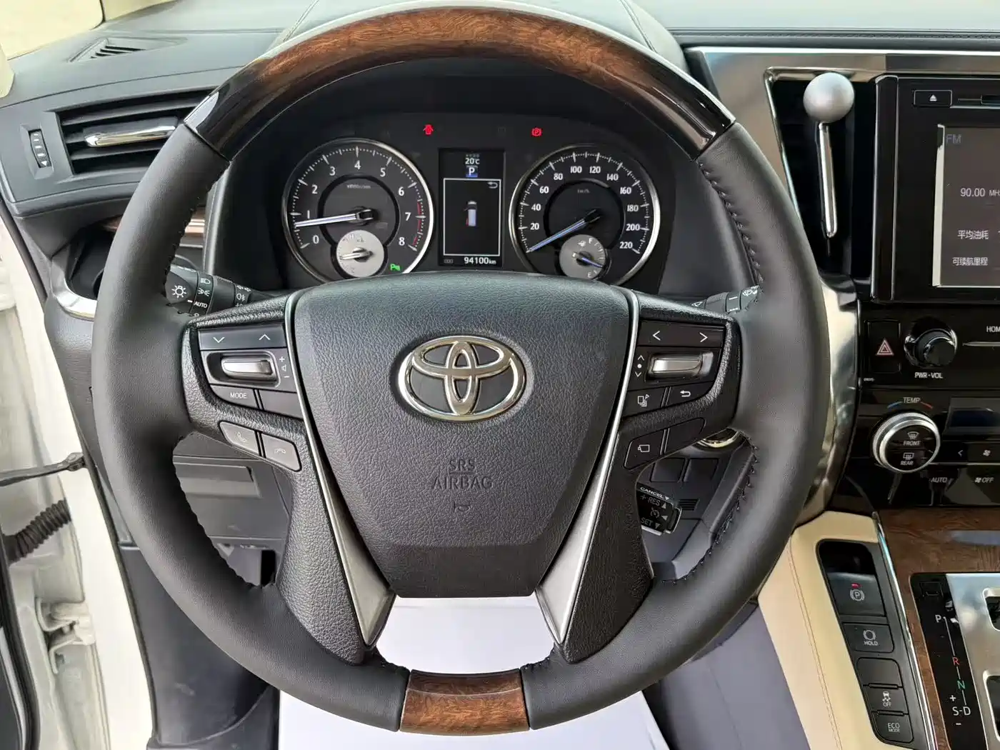 Toyota Alphard 2018 3.5L Premium фото 6