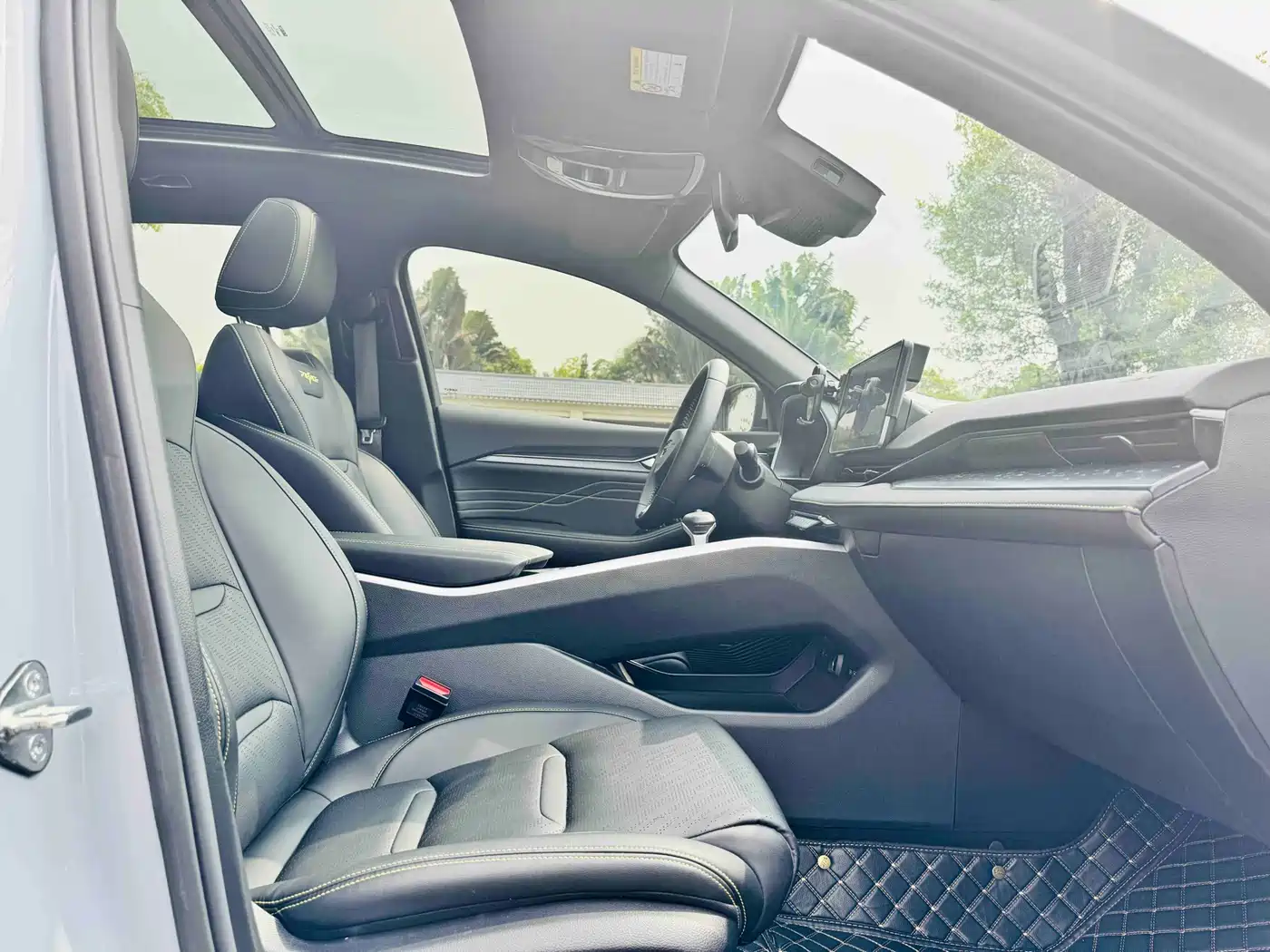 GEELY AUTOMOBILE XINGRUI