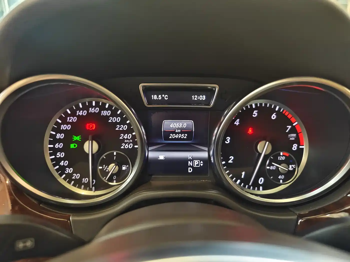 Mercedes-Benz M-Class 2012 Model ML 350 Luxury фото 6