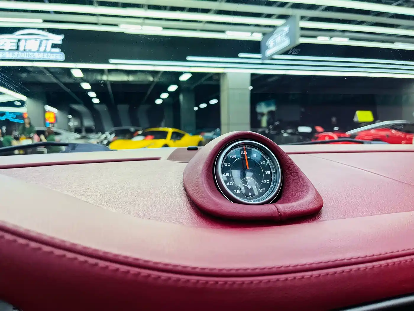 Porsche 911 2011 Edition Style 3.6L Convertible фото 16