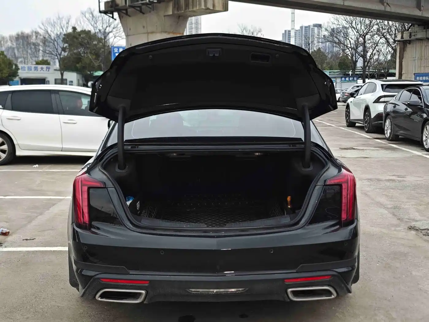 CADILLAC CT5