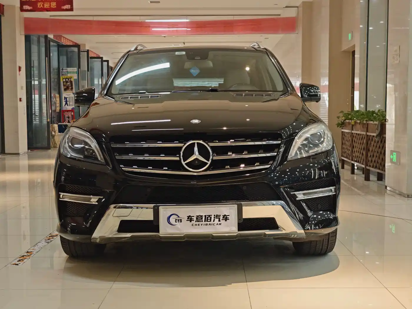 Mercedes-Benz M-Class 2012 Model ML 350 Luxury фото 2
