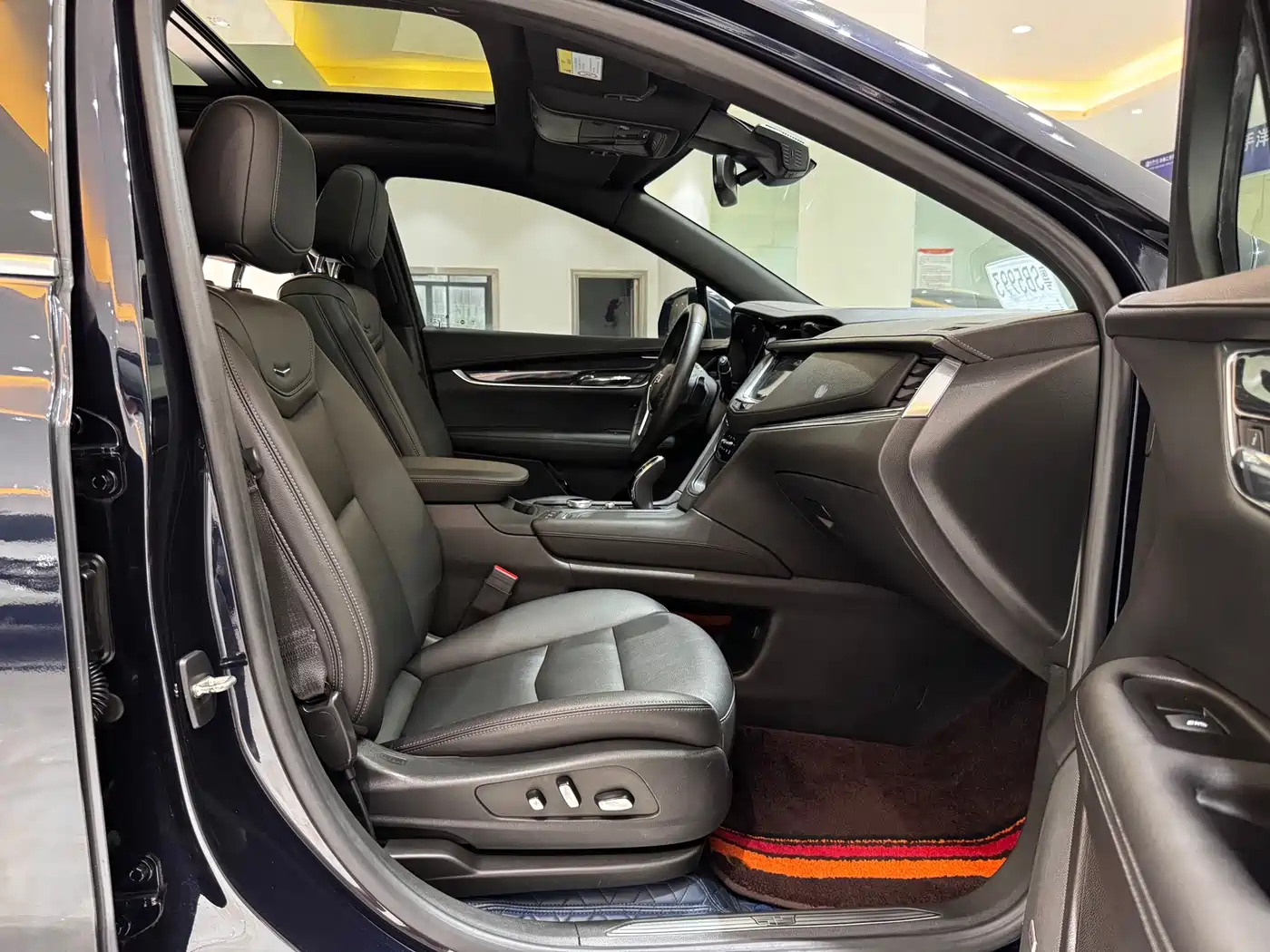 CADILLAC XT5