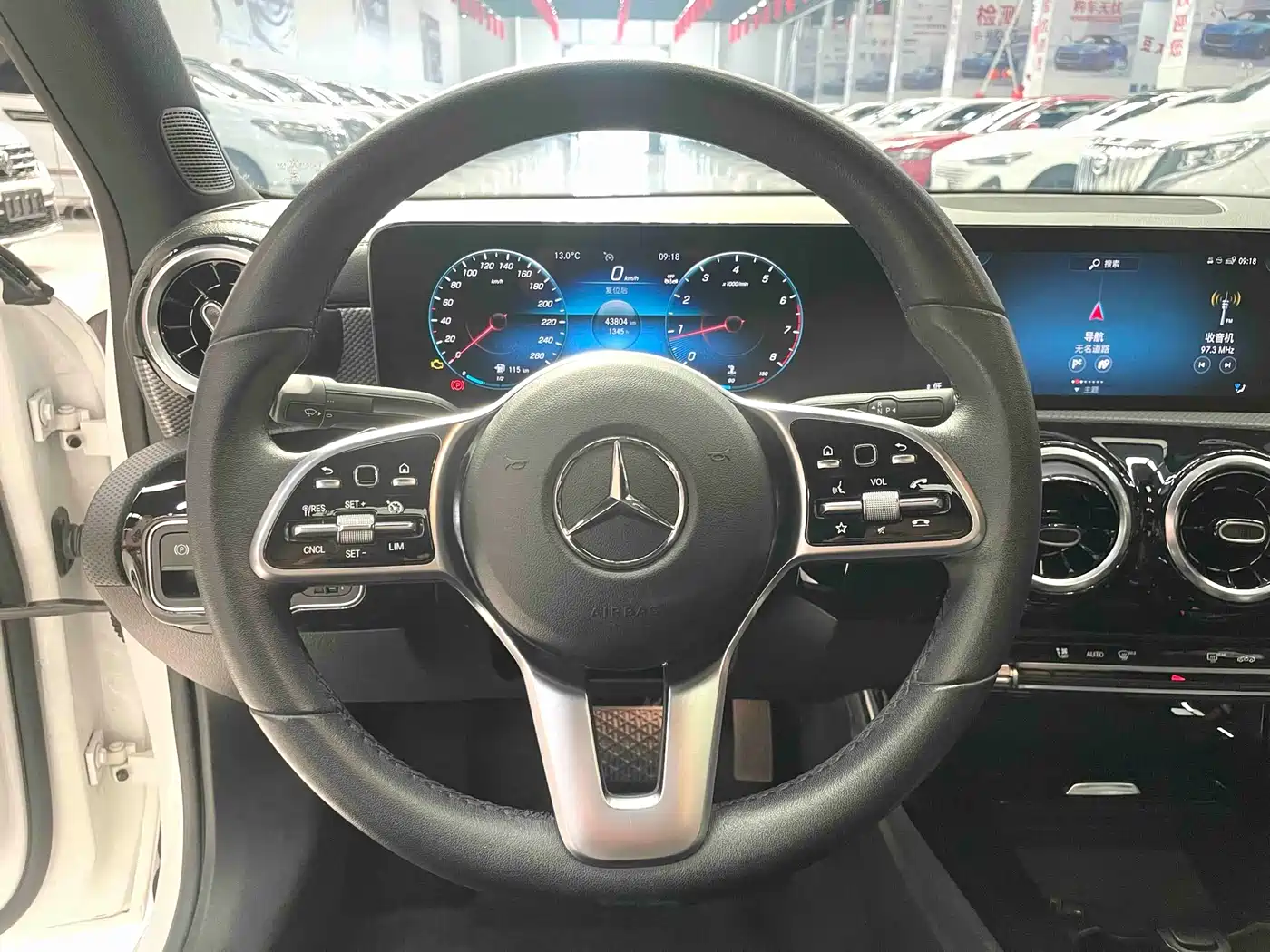 Mercedes-Benz A-Class 2022 A 180 L Sport Sedan фото 8