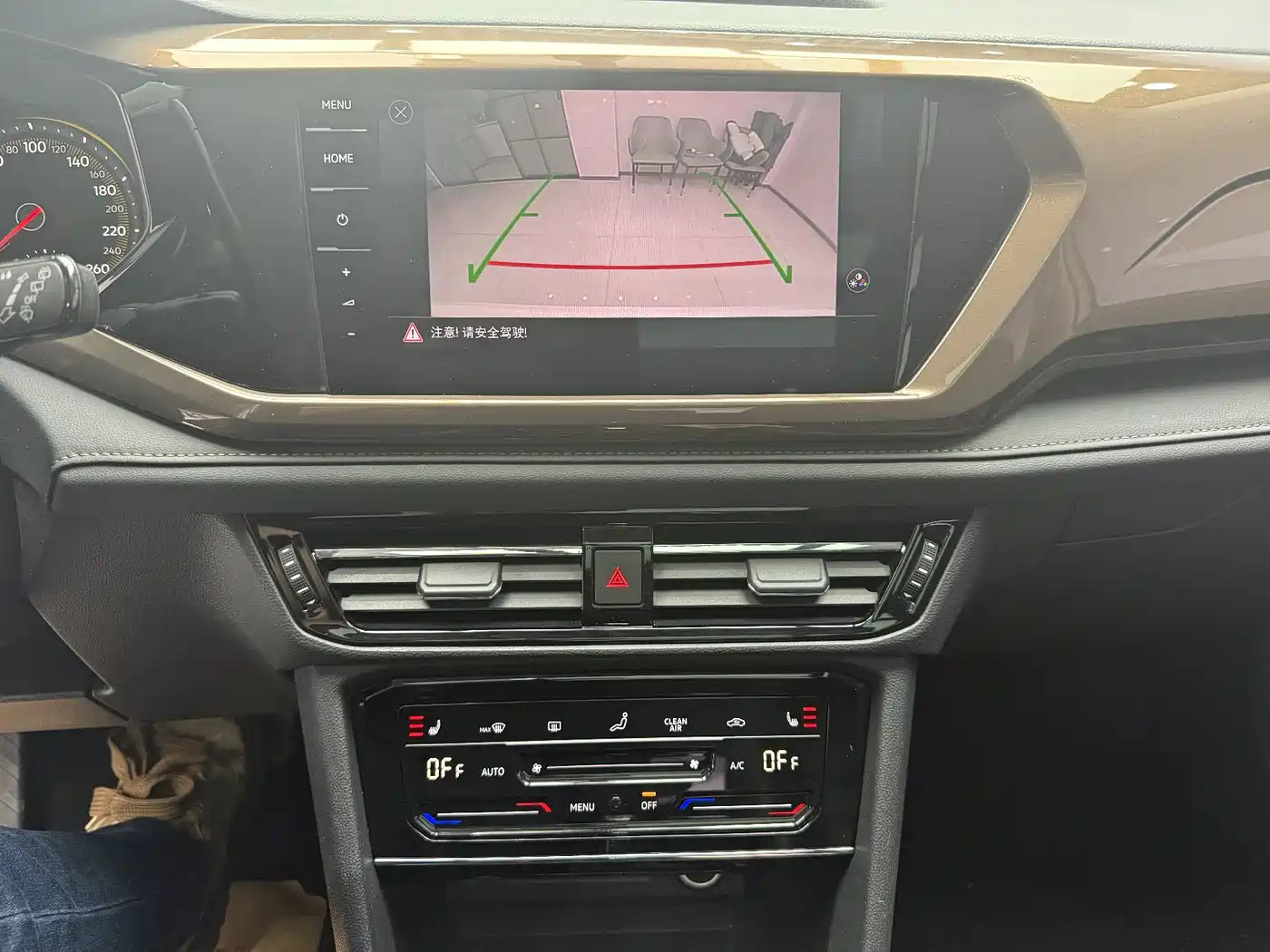Volkswagen Tharu 2021 280TSI 2WD Luxury Plus фото 12