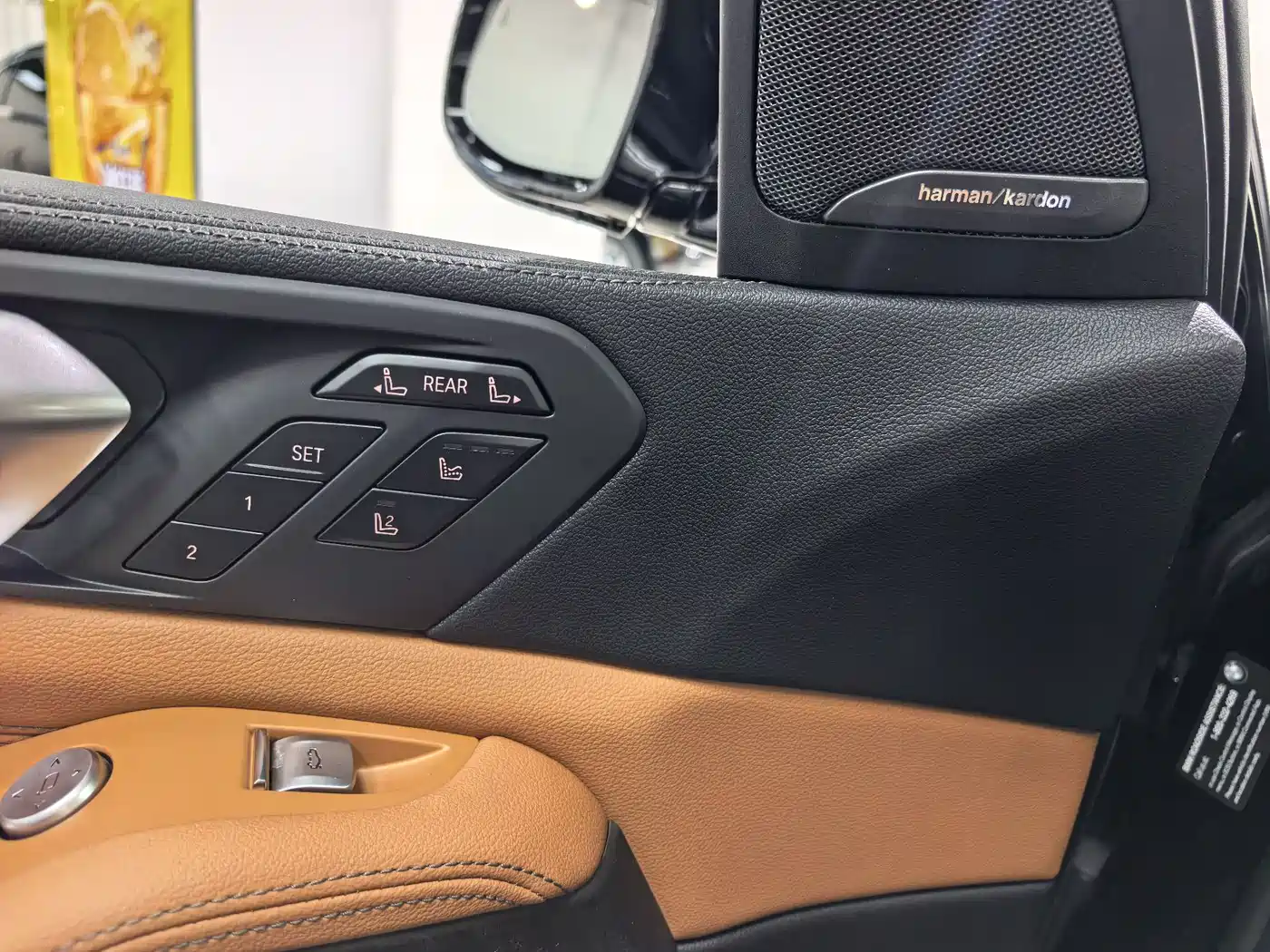 BMW X7 2019 xDrive40i Exclusive M Sport Package фото 21