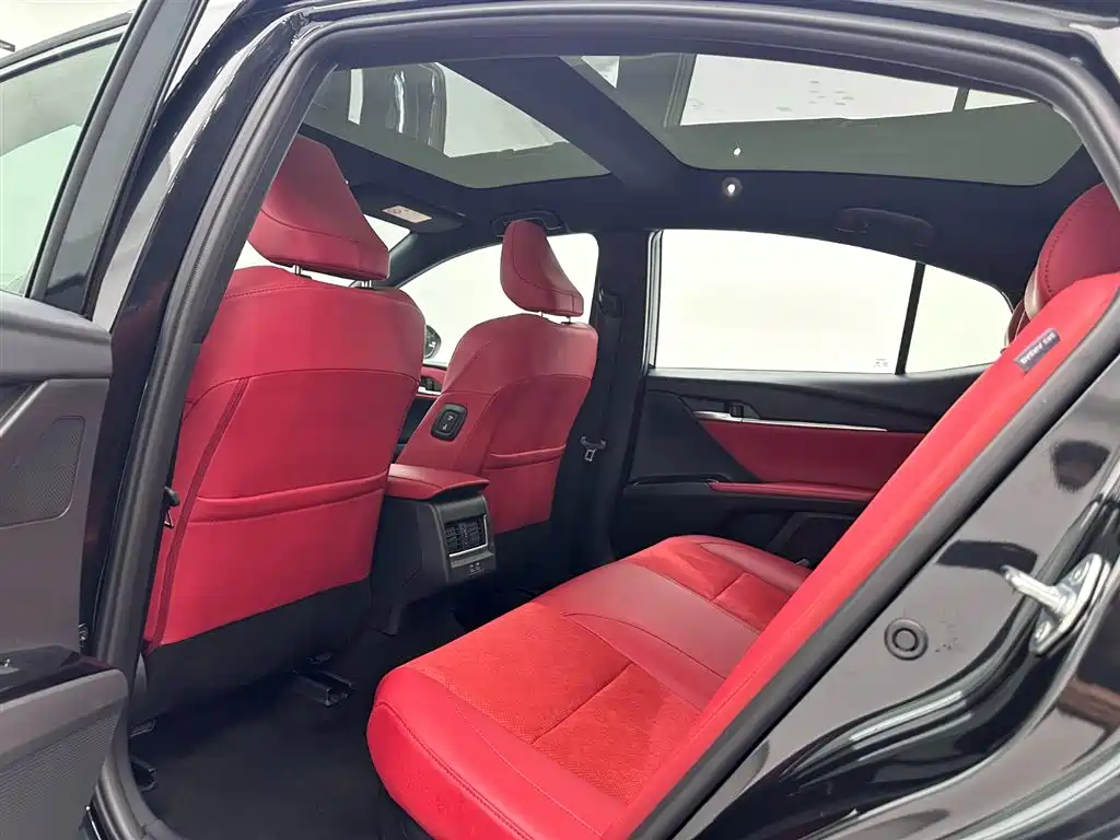 Toyota Camry 2024 Model Dual Hybrid 2.0HXS Sport Plus Edition фото 21