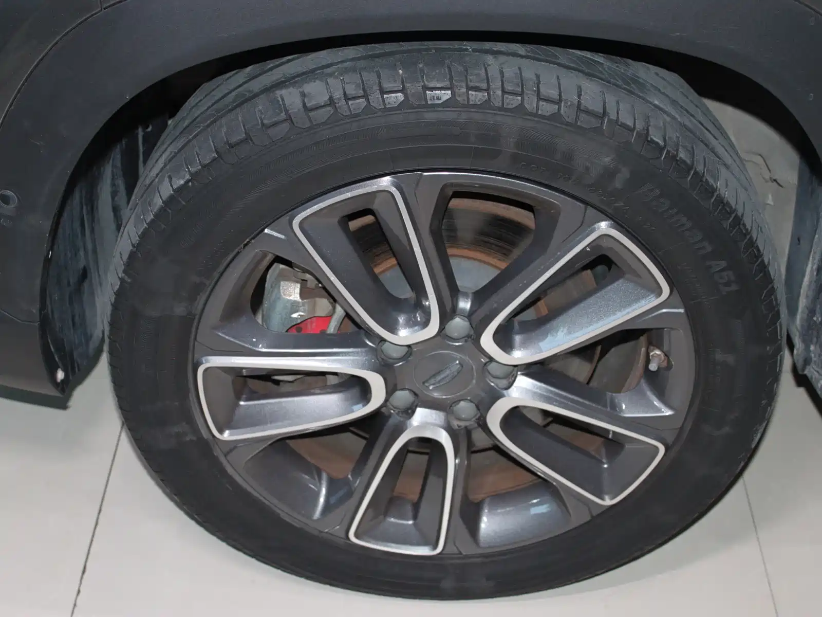 Фото 16 - Geely ICON