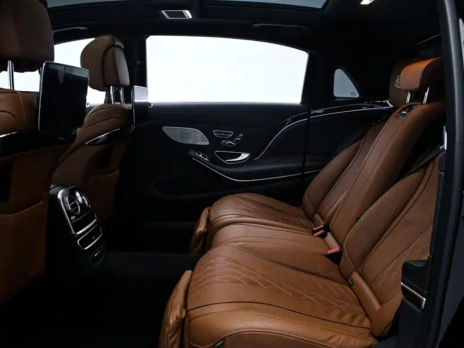 Mercedes-Benz Maybach S-Class 2020 S 450 4MATIC Collector's Edition фото 14