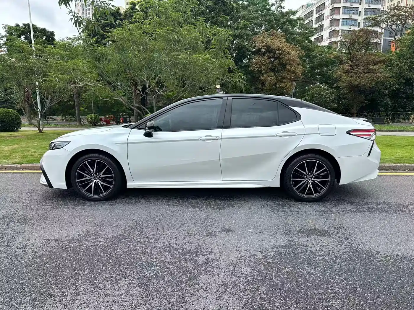 Toyota Camry 2021 2.0S Sporty Edition фото 5