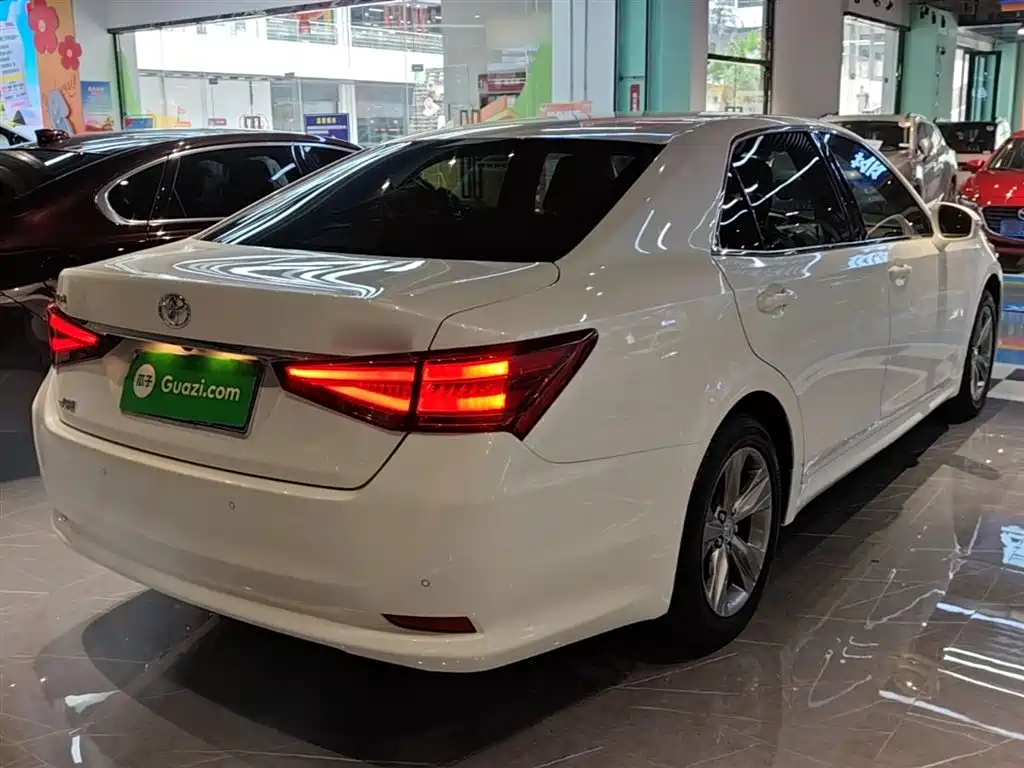 Toyota Crown 2015 2.5L Smart Edition фото 7