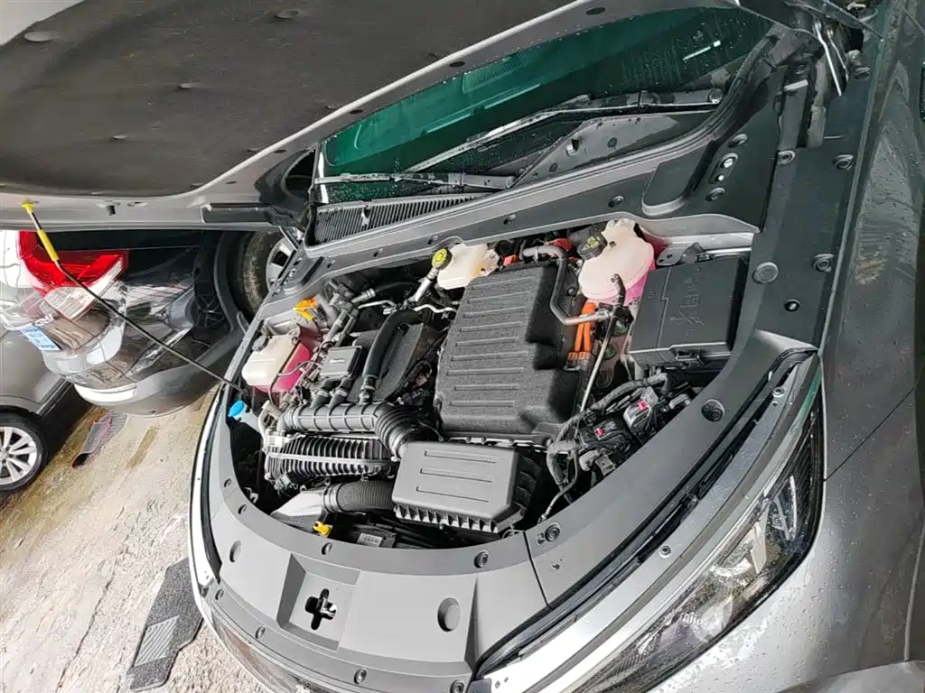 BYD Qin L 2025 DM-i Smart Drive 80KM Premium фото 20