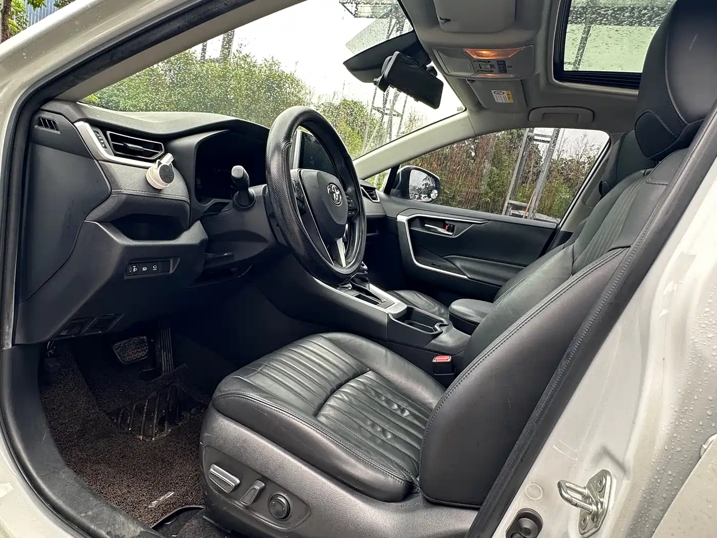 Toyota RAV4 Rongfang 2021 2.0L CVT 2WD Trend фото 4