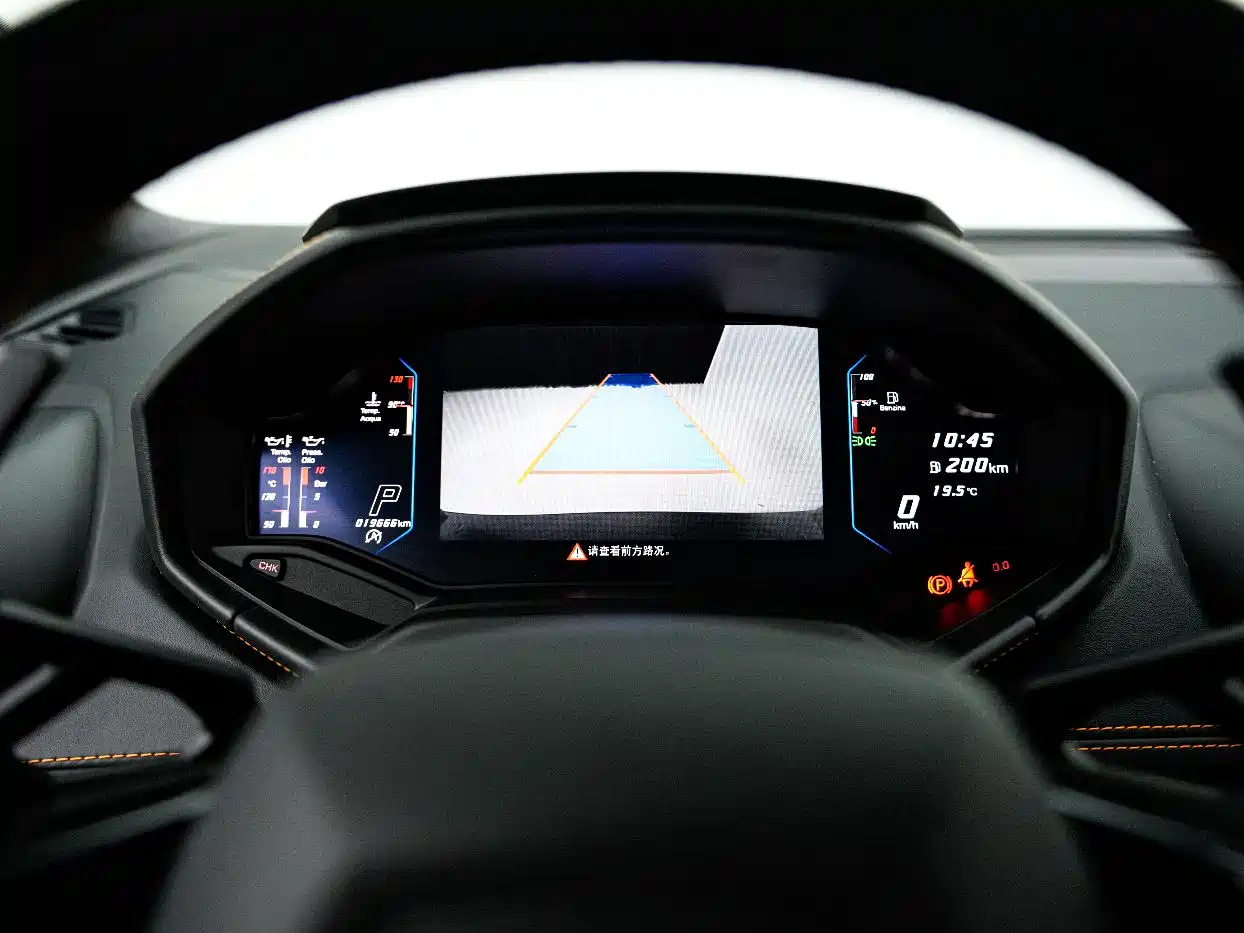 LAMBORGHINI HURACÁN